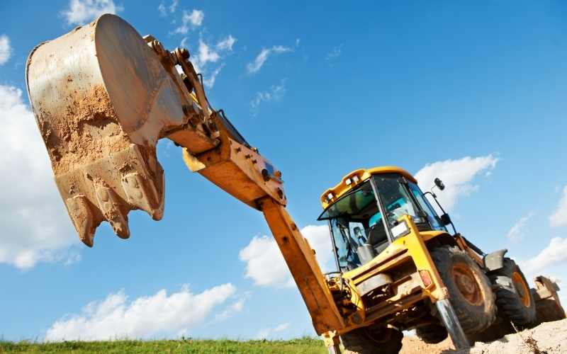 How Much Does it Cost to Rent a Backhoe? 1 Rental-Cost-of-Backhoe-with-an-Operator